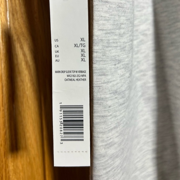 NWT Women's RAE DUNN LOVE Sweatshirt Size XL - Picture 5 of 5